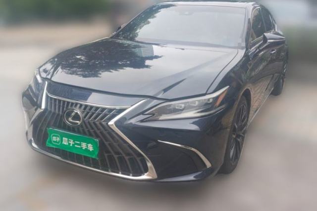 Used Lexus ES 2022 300h Excellence Edition
