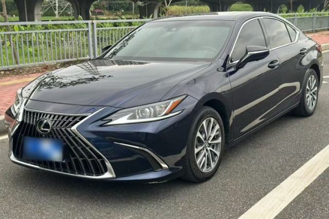 Used Lexus ES 2022 300h Excellence Edition