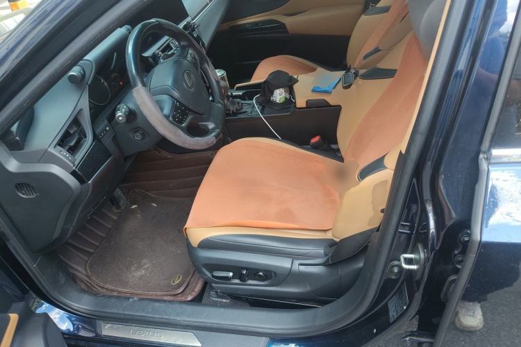 Used Lexus ES 2022 200 Excellence Edition Left Front Seat