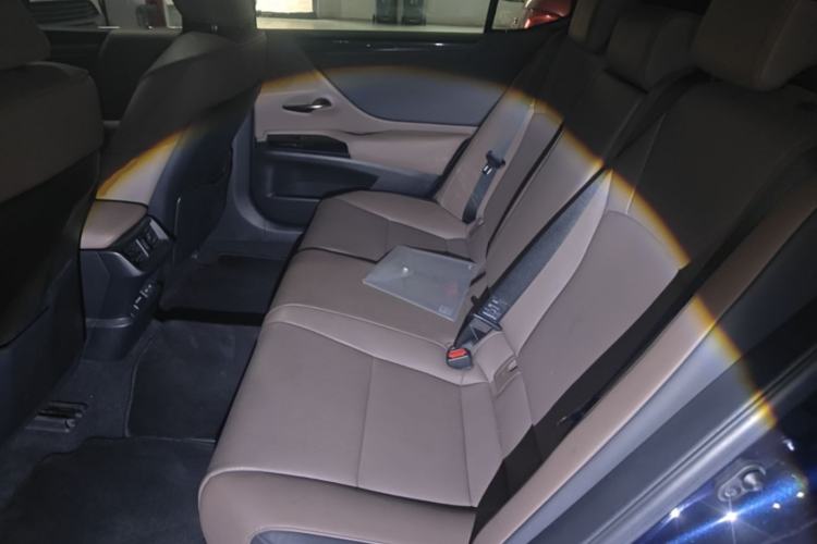 Used Lexus ES 2022 200 Excellence Edition Left Rear Seat