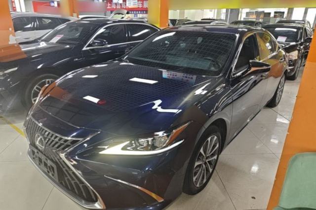 Used Lexus ES 2022 200 Excellence Edition