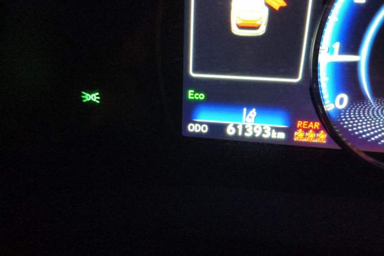Used Lexus ES 2022 200 Excellence Edition Odometer Close Up