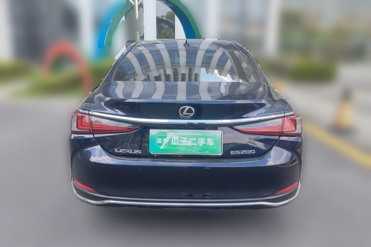 Used Lexus ES 2022 200 Excellence Edition Rear