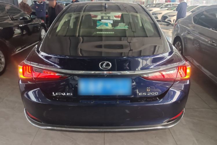 Used Lexus ES 2022 200 Excellence Edition Rear
