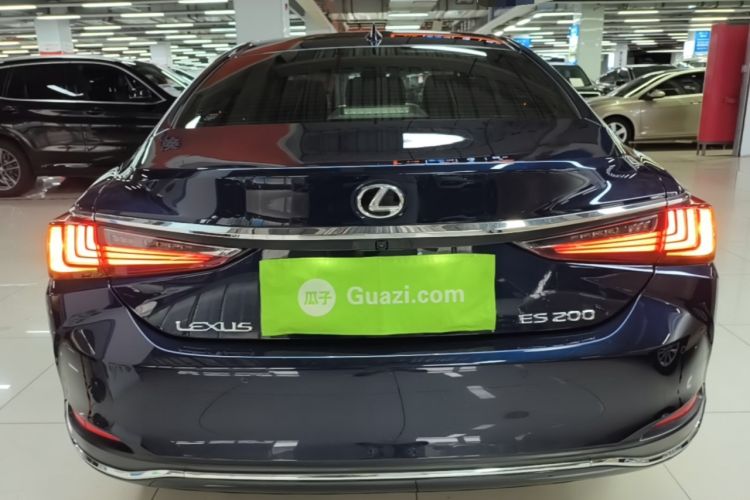 Used Lexus ES 2022 200 Excellence Edition Rear
