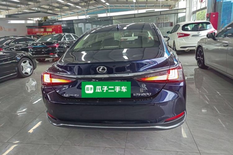 Used Lexus ES 2022 200 Excellence Edition Rear