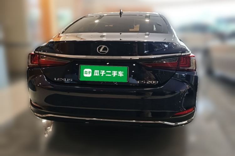 Used Lexus ES 2022 200 Excellence Edition Rear