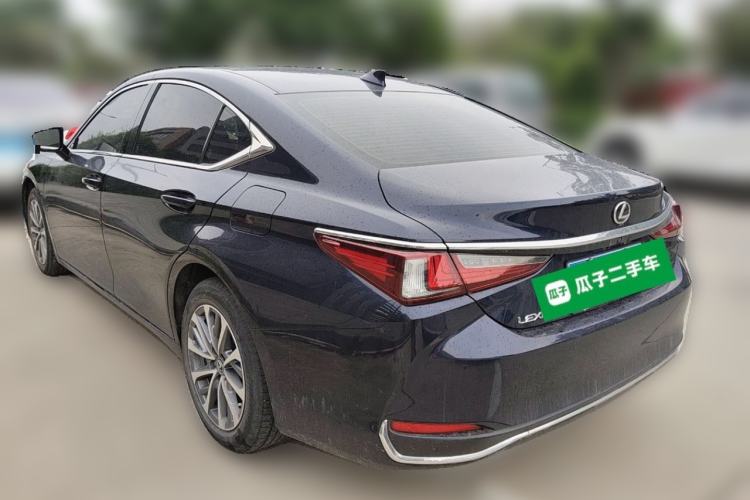 Used Lexus ES 2022 200 Excellence Edition Rear Left 45 Deg
