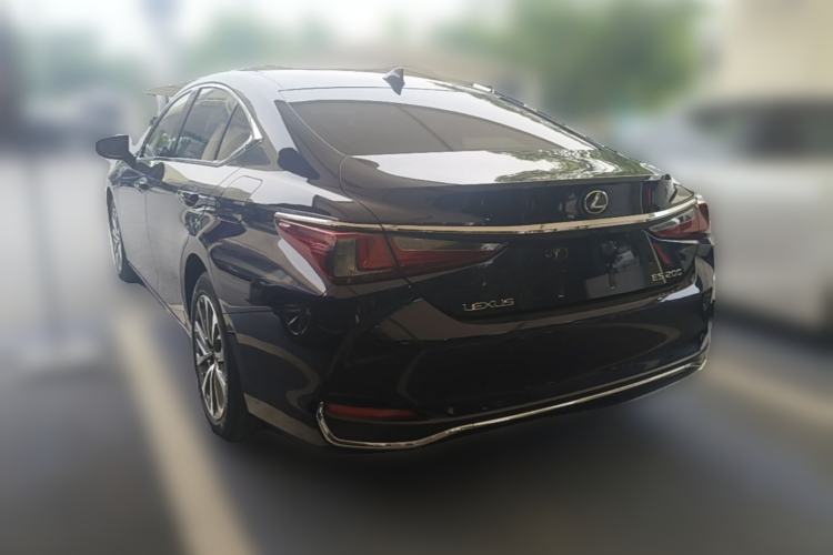Used Lexus ES 2022 200 Excellence Edition Rear Left 45 Deg