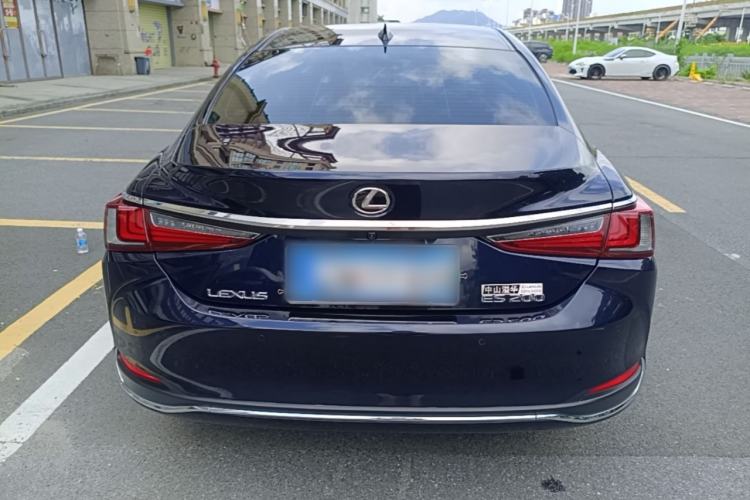 Used Lexus ES 2022 200 Excellence Edition Rear
