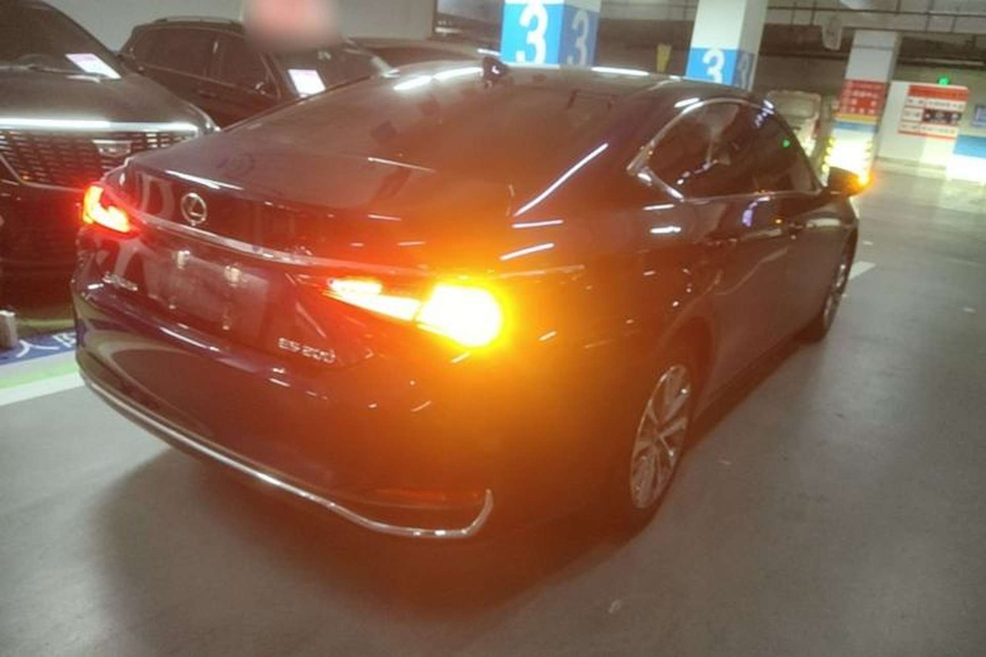 Used Lexus ES 2022 200 Excellence Edition Rear Right 45 Deg