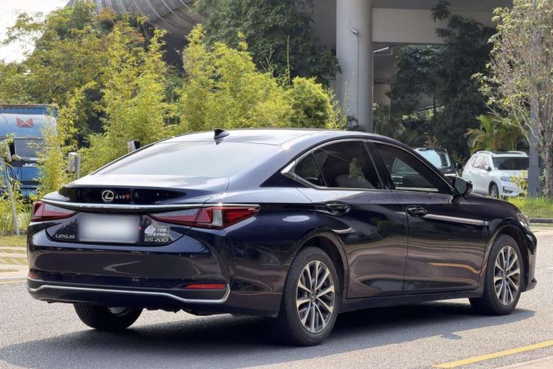Used Lexus ES 2022 200 Excellence Edition Rear Right 45 Deg