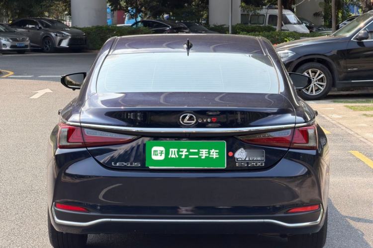 Used Lexus ES 2022 200 Excellence Edition Rear