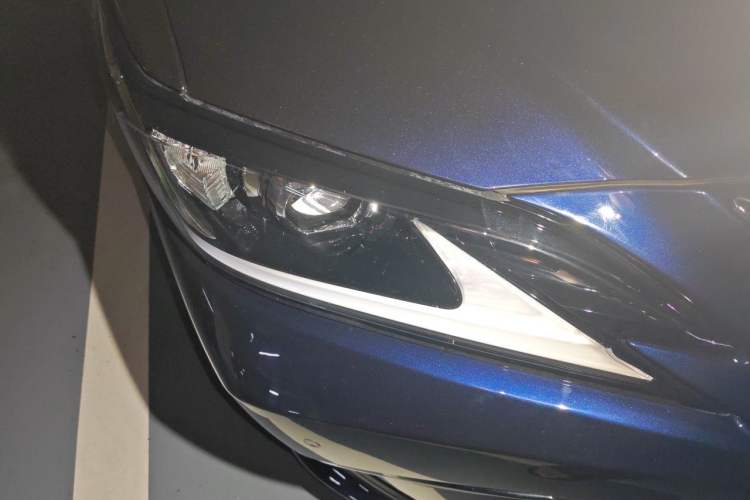 Used Lexus ES 2022 200 Excellence Edition Right Front Headlight