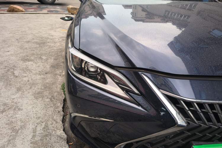 Used Lexus ES 2022 200 Excellence Edition Right Front Headlight