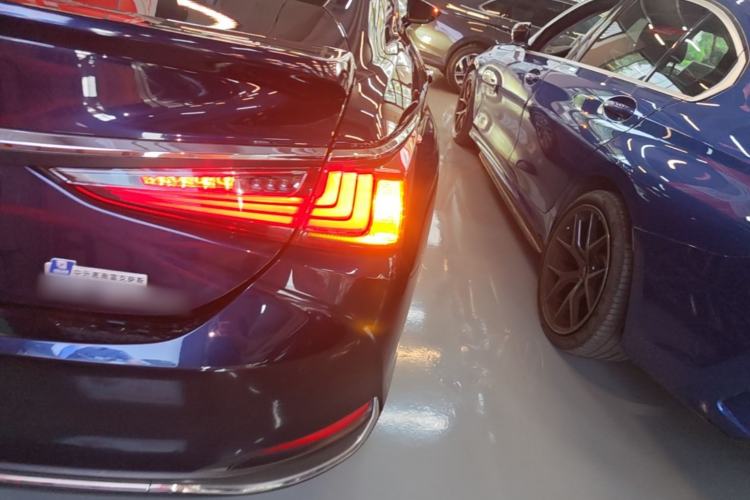 Used Lexus ES 2022 200 Excellence Edition Right Rear Taillight