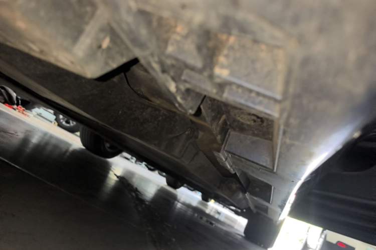 Used Lexus ES 2022 200 Excellence Edition Right Side Sill