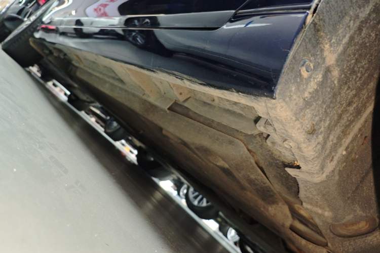 Used Lexus ES 2022 200 Excellence Edition Right Side Sill