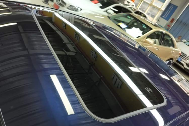 Used Lexus ES 2022 200 Excellence Edition Roof