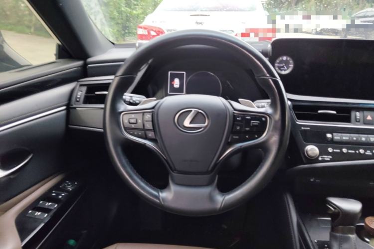 Used Lexus ES 2022 200 Excellence Edition Steering Wheel