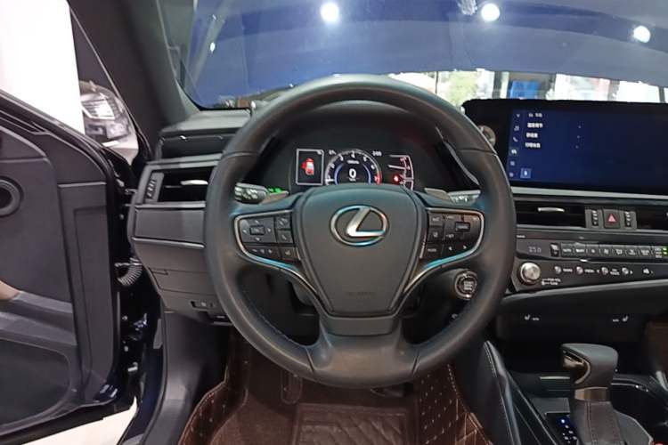 Used Lexus ES 2022 200 Excellence Edition Steering Wheel