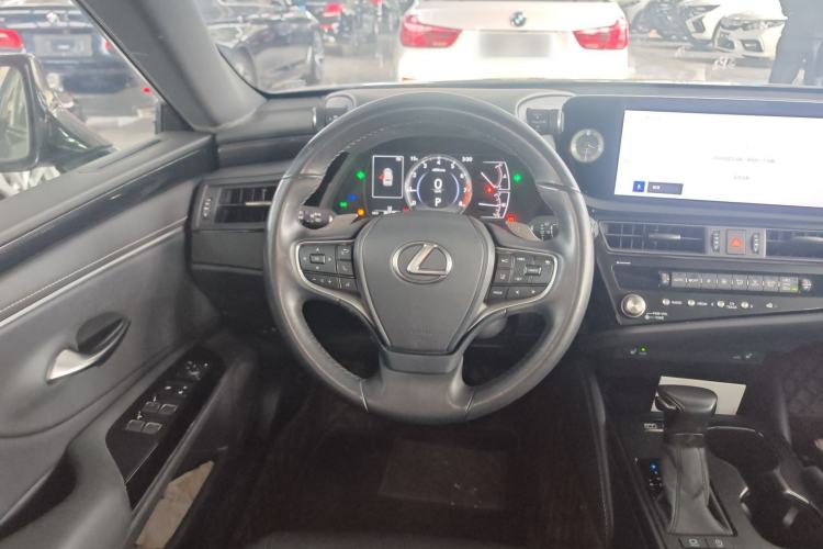 Used Lexus ES 2022 200 Excellence Edition Steering Wheel