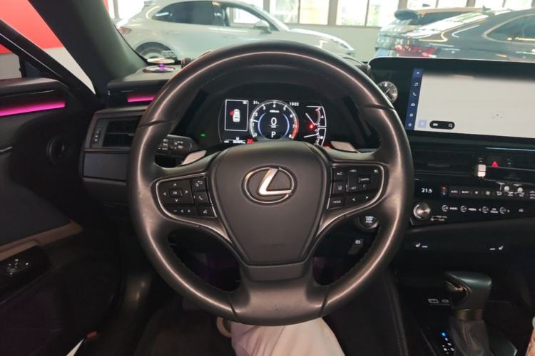 Used Lexus ES 2022 200 Excellence Edition Steering Wheel