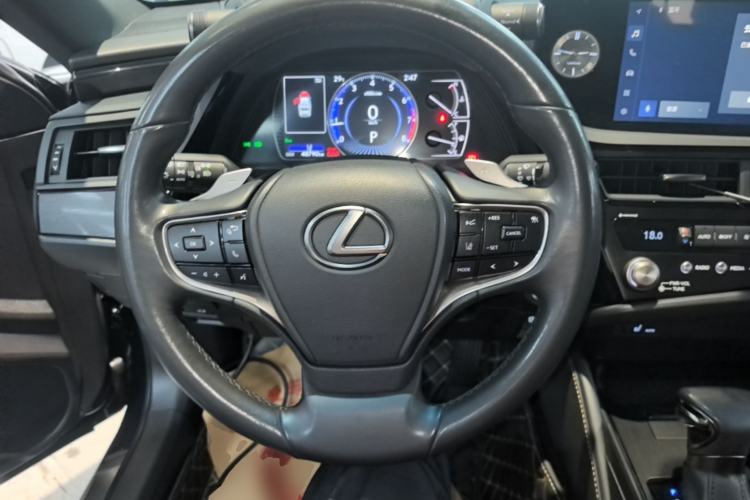 Used Lexus ES 2022 200 Excellence Edition Steering Wheel