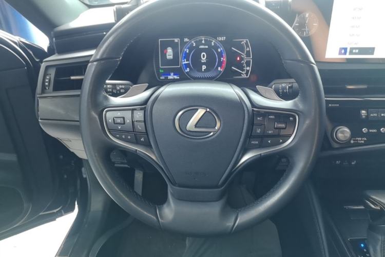 Used Lexus ES 2022 200 Excellence Edition Steering Wheel