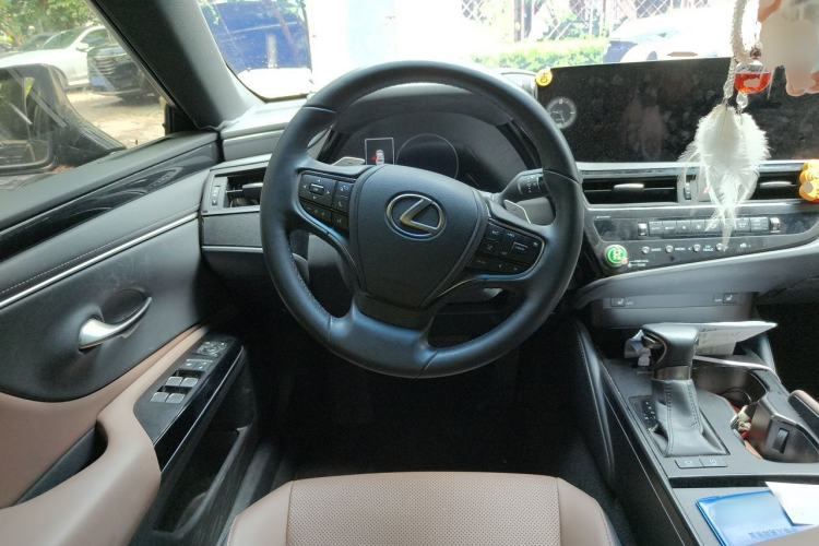 Used Lexus ES 2022 200 Excellence Edition Steering Wheel