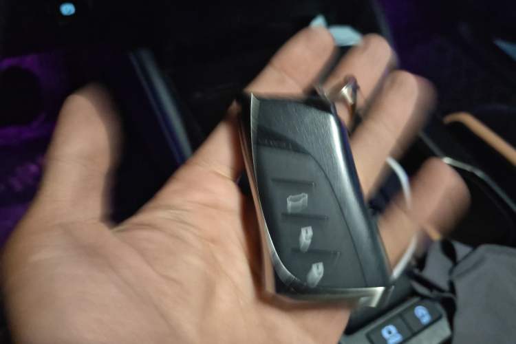 Used Lexus ES 2022 200 Excellence Edition Vehicle Key