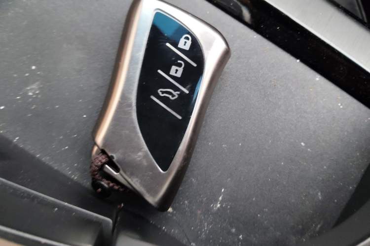 Used Lexus ES 2022 200 Excellence Edition Vehicle Key