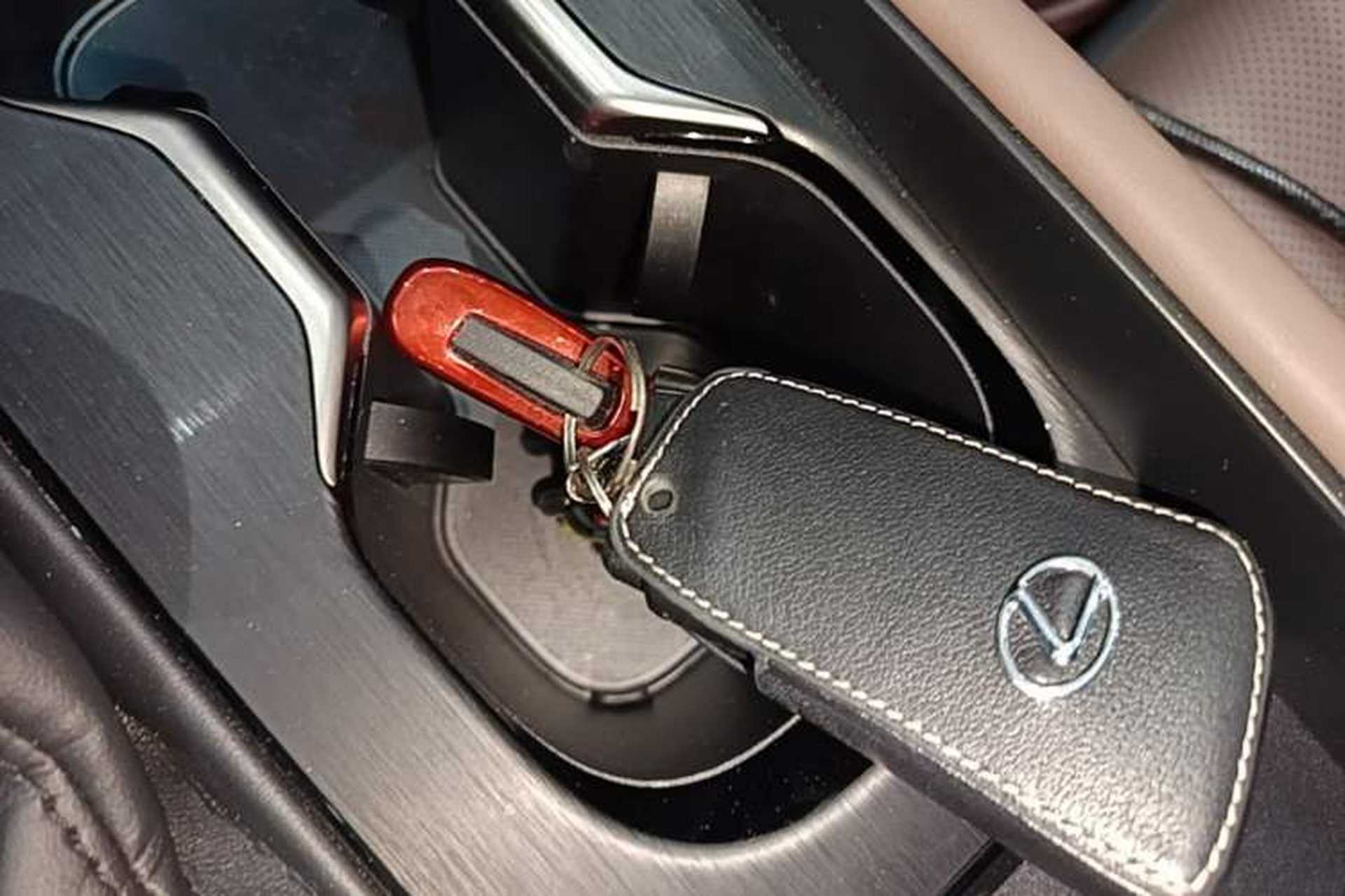 Used Lexus ES 2022 200 Excellence Edition Vehicle Key