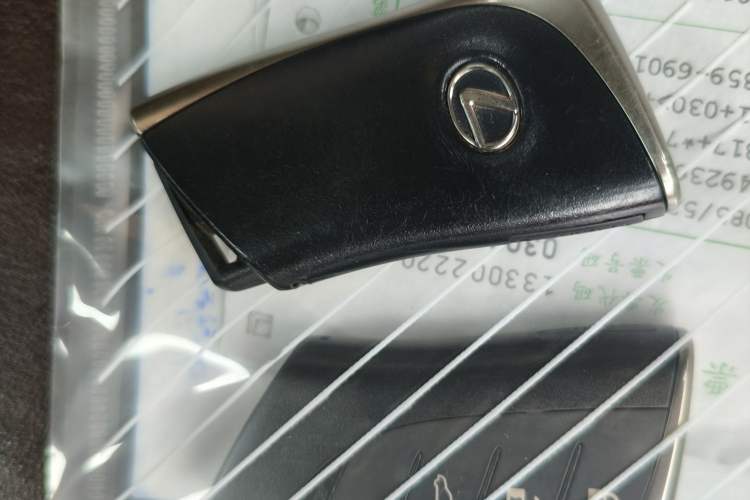 Used Lexus ES 2022 200 Excellence Edition Vehicle Key