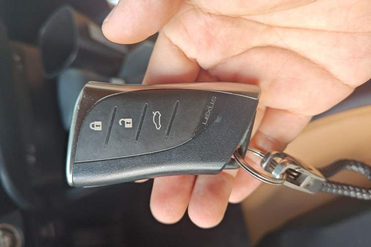 Used Lexus ES 2022 260 Excellence Edition Vehicle Key