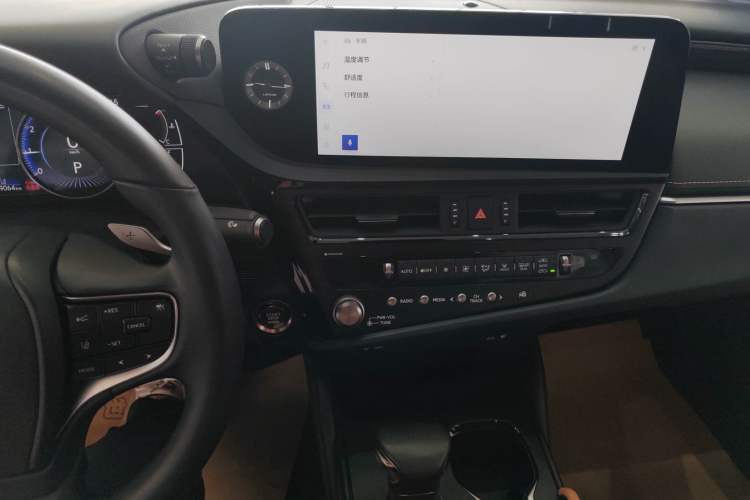 Used Lexus ES 2022 200 Excellence Edition Audio And AC Panel