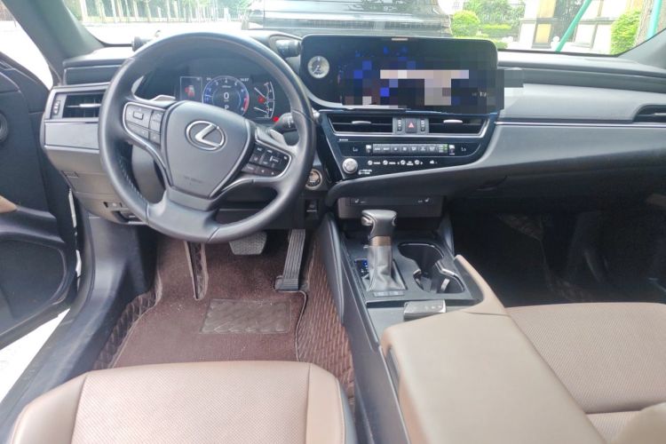 Used Lexus ES 2022 200 Excellence Edition Center Console