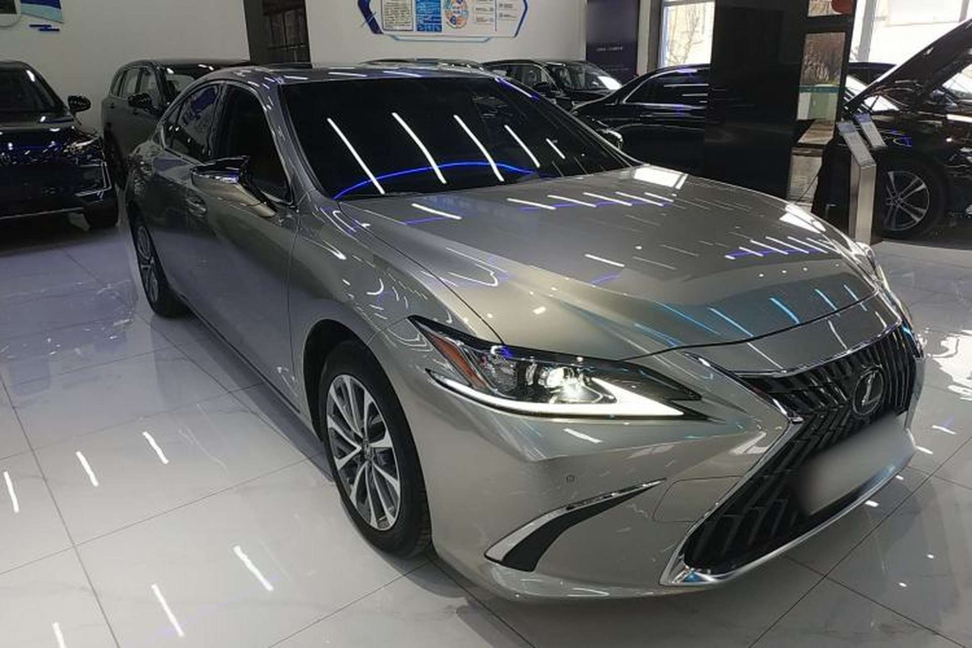Used Lexus ES 2022 200 Excellence Edition Exterior 1