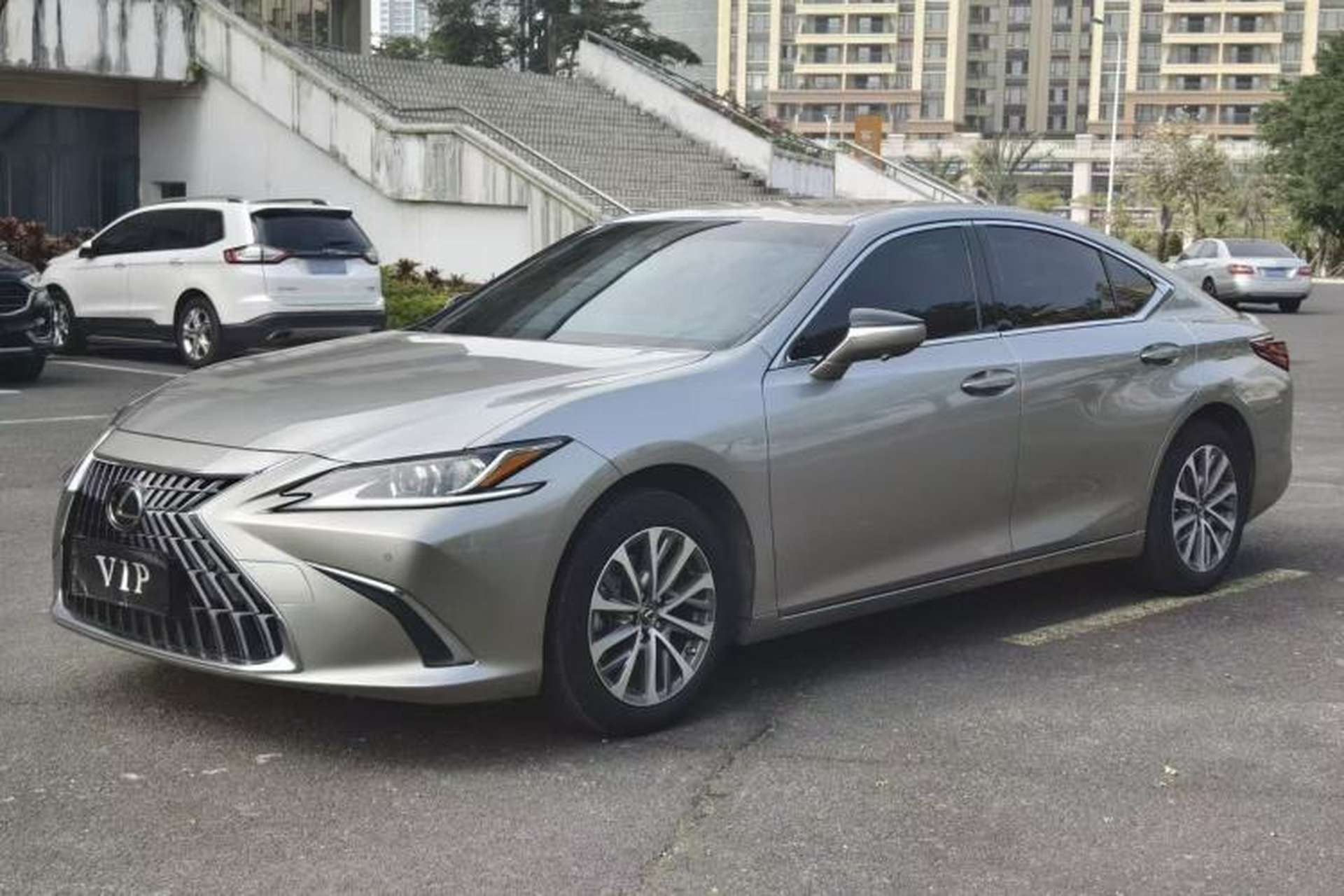 Used Lexus ES 2022 200 Excellence Edition Exterior 1