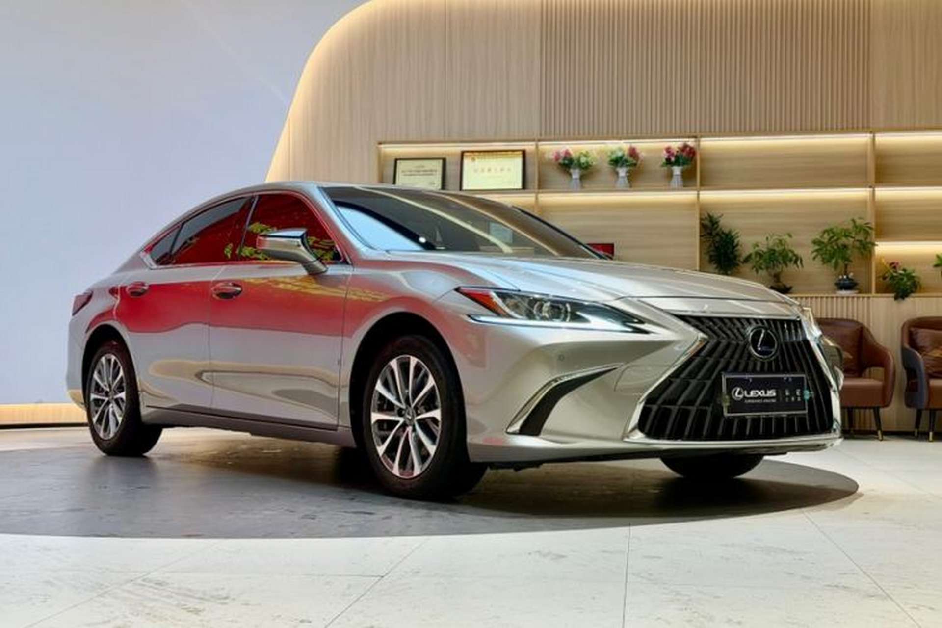 Used Lexus ES 2022 200 Excellence Edition Exterior 1