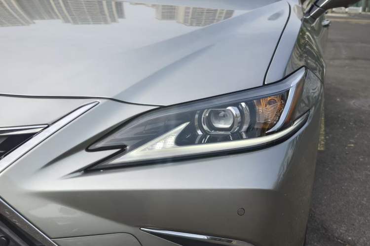Used Lexus ES 2022 200 Excellence Edition Exterior 10