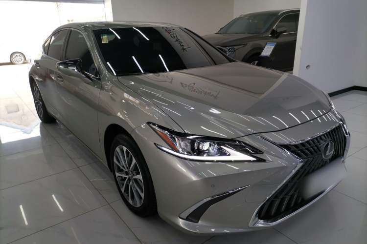Used Lexus ES 2022 200 Excellence Edition Exterior 2