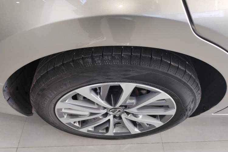 Used Lexus ES 2022 200 Excellence Edition Exterior 5