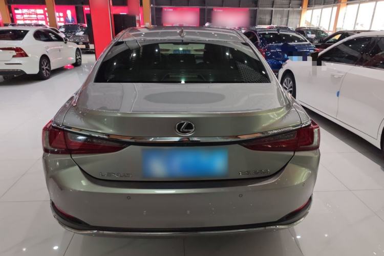 Used Lexus ES 2022 200 Excellence Edition Exterior 5