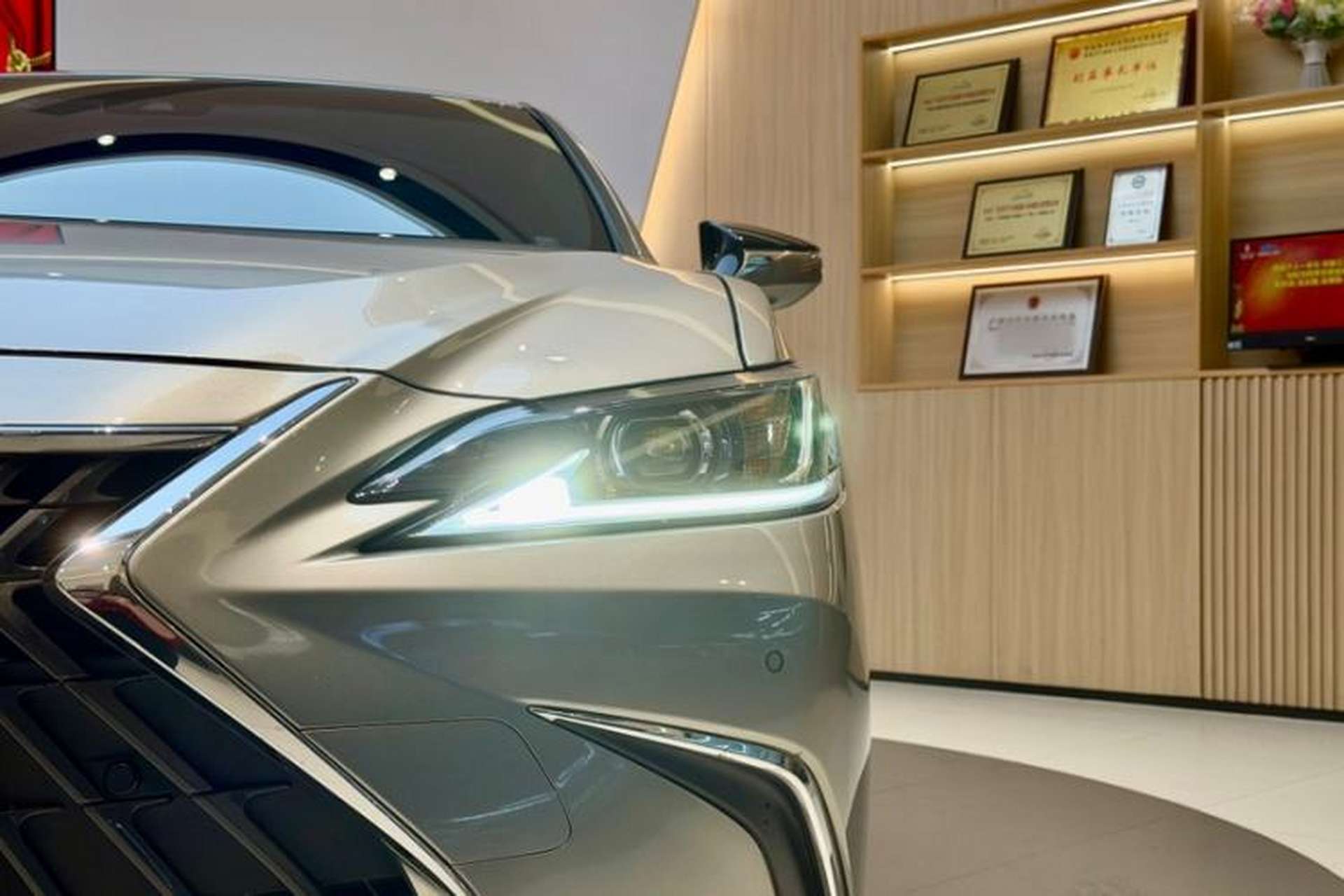 Used Lexus ES 2022 200 Excellence Edition Exterior 5