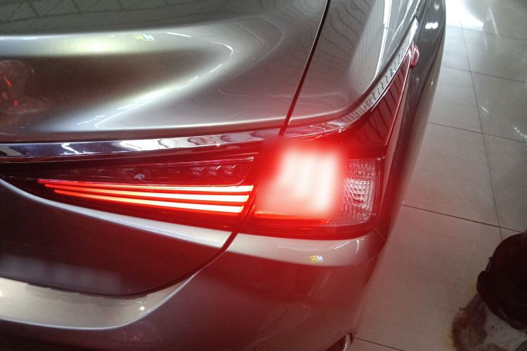 Used Lexus ES 2022 260 Excellence Edition Exterior 6