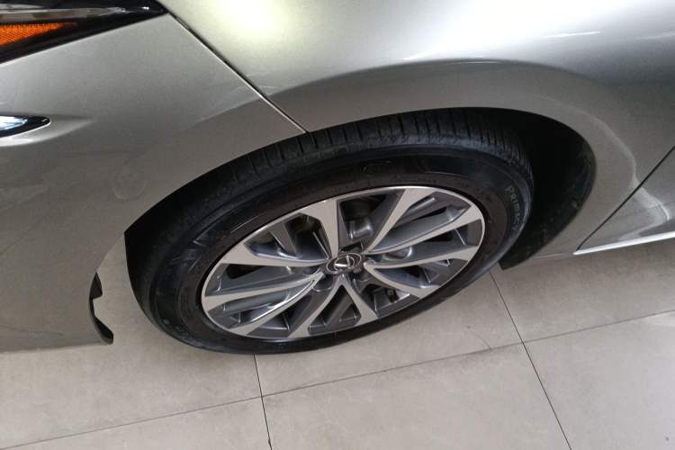 Used Lexus ES 2022 260 Excellence Edition Exterior 7