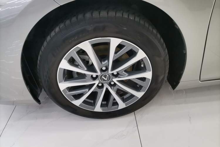 Used Lexus ES 2022 200 Excellence Edition Exterior 7