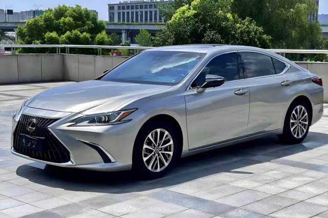 Used Lexus ES 2022 200 Excellence Edition