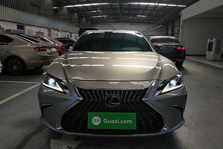 Used Lexus ES 2022 200 Excellence Edition Front